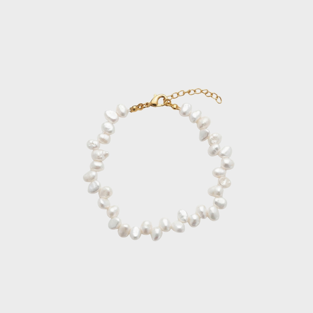 oval pearl bracelet